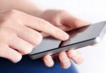 New Phone App Inserts Bad Things into Competitors’ Resumes